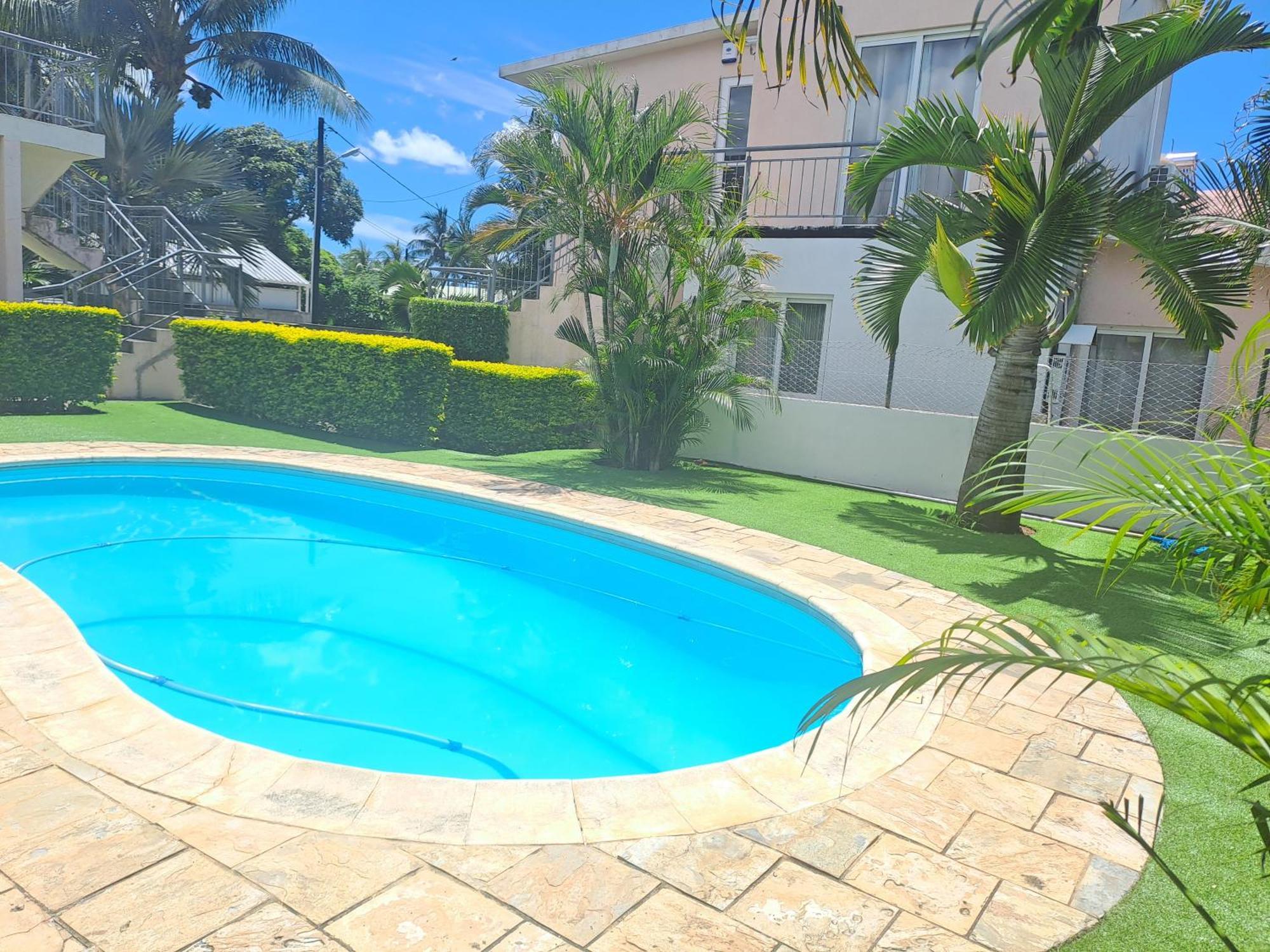 Appartement Paisible Avec Jardin & Piscine Albion Exterior foto