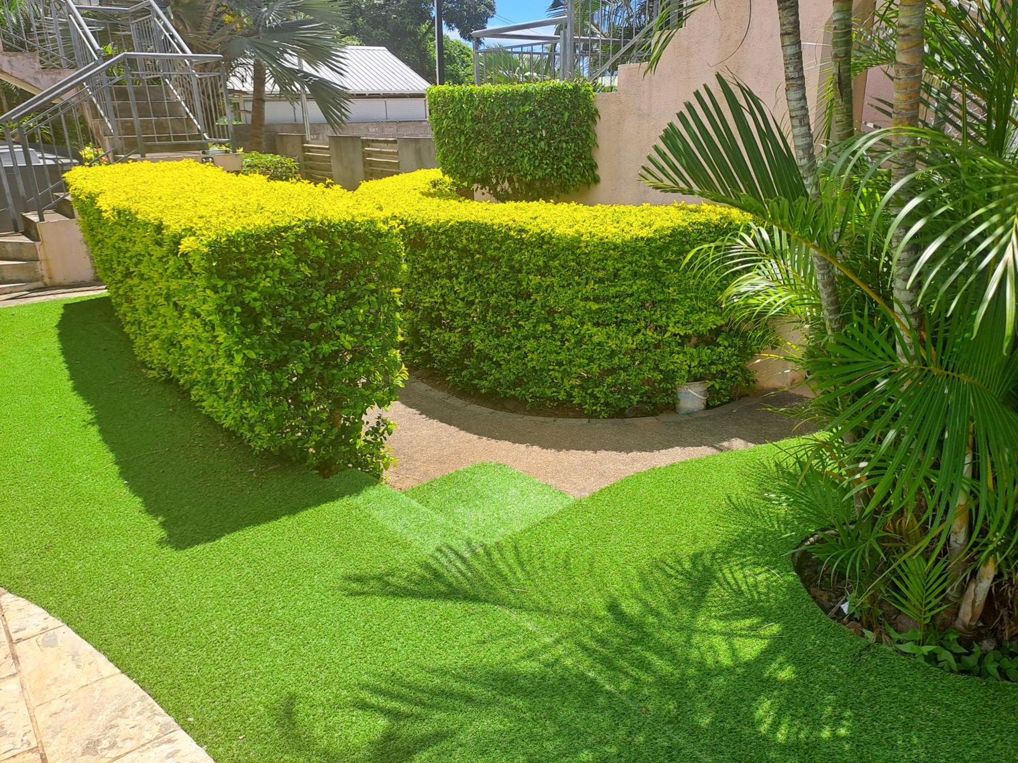 Appartement Paisible Avec Jardin & Piscine Albion Exterior foto